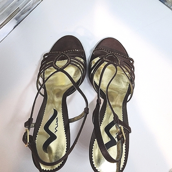 NINA Evening Heels - Picture 5 of 5